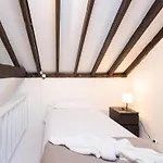 La Casita De